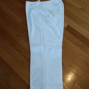 New York & Company White Capri Pant - Size…